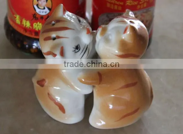 ceramic funny dice salt and pepper shaker