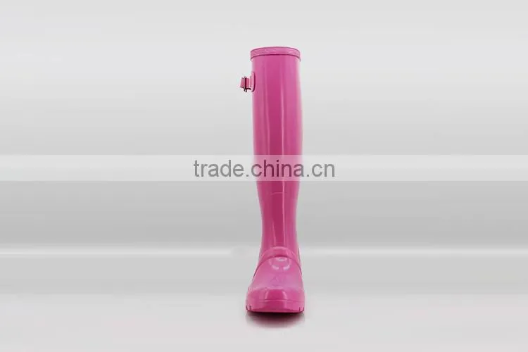 High quality Customised designs 100% Natural Rubber wedge heel rain boots