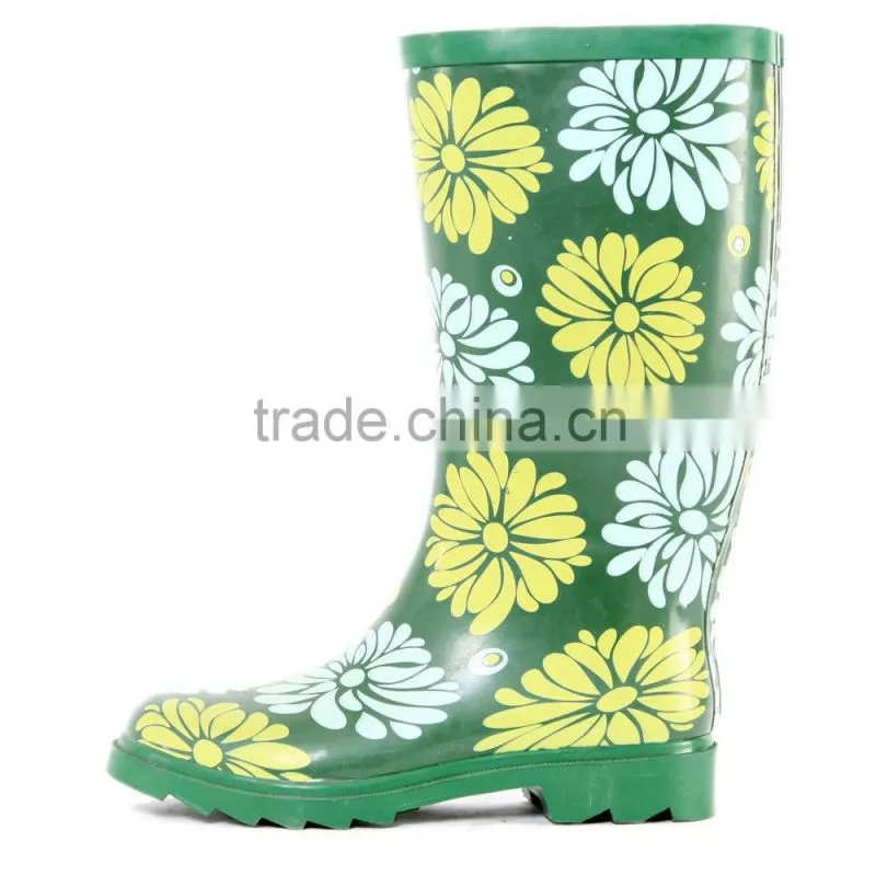 New design waterproof rain boot, fantastic green botas rain shoe for women