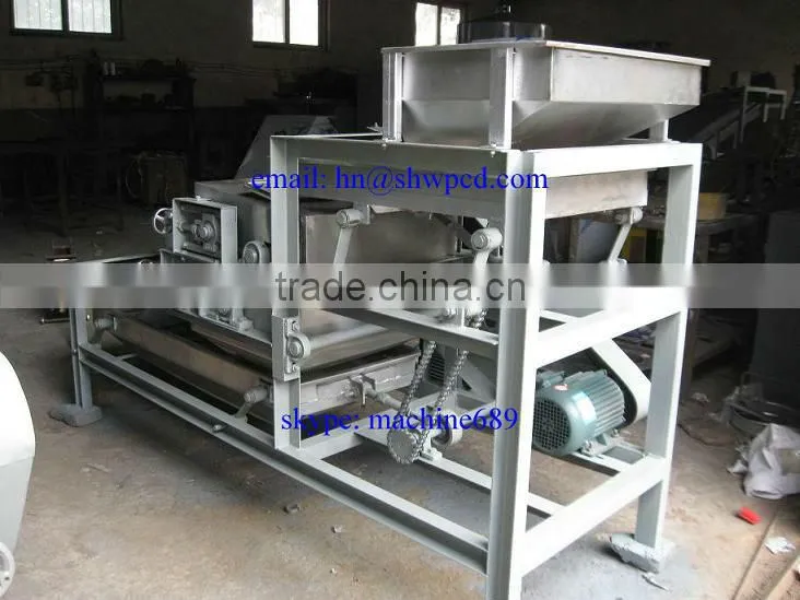 Peanut peeling and breaking machine/Peanut kernels in half machine 0086-15238020698