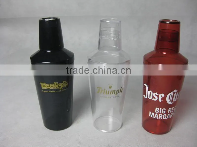 20oz Plastic Cocktail Shaker with cover and strainers