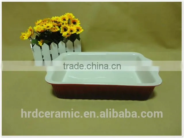 2014 Hot Sale colored daily use porcelain ceramic cake bakeware