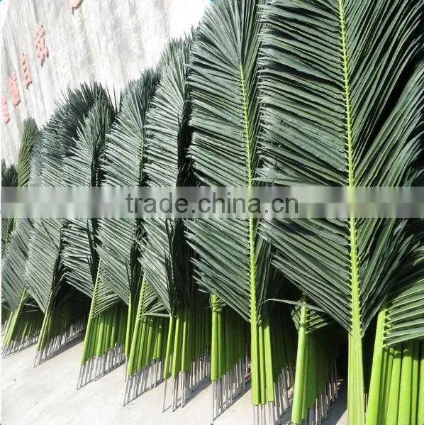 LXY081002 China manufacturer decorative plastic artificial palm tree leaves