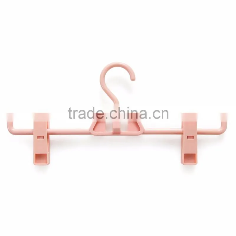 Wind-proof and professional pants hanger hook rack