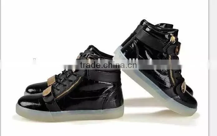 Boy and girls LED lights sports shoes