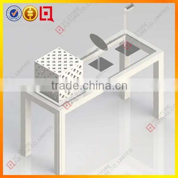 Nice POP display table with glass on top
