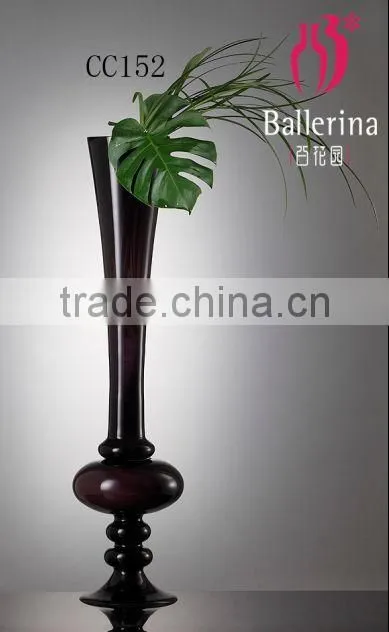White Tall Glass Vases Wedding Decoration