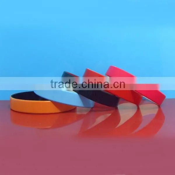 color coated silicone wristbands,painting silicone wristbands,dual color silicone bracelets