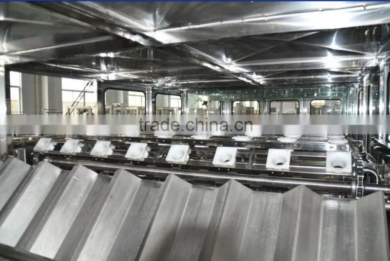 Automatic 5 Gallon barrel drinking water filling machine / bottling line