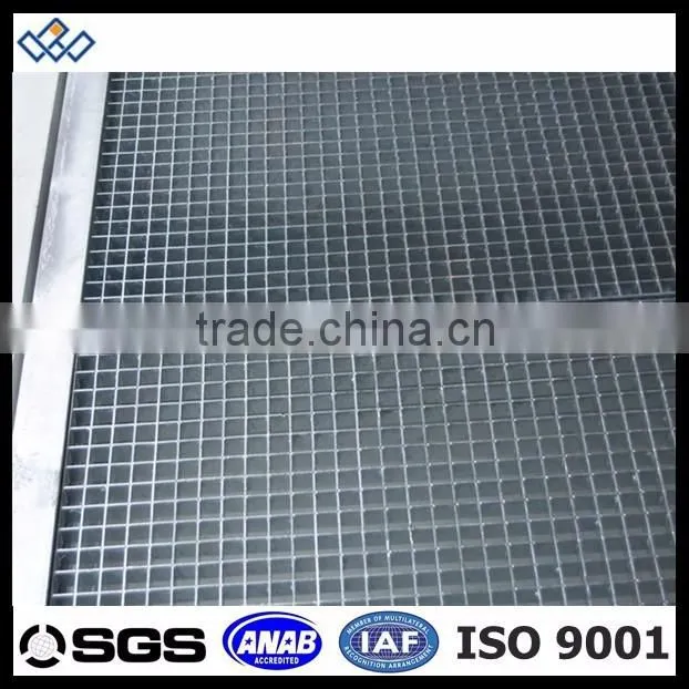ENTRANCE METAL GRATING MATS IN SPECIAL SIZES WITH ISO 9001