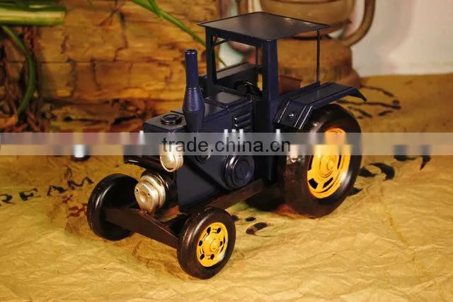 Tractor metal model