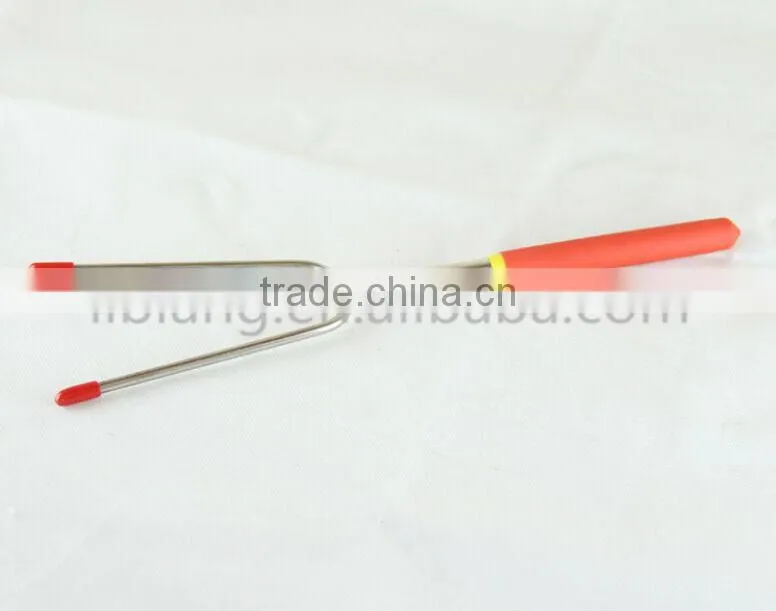 Stainless steel telescopic bbq fork