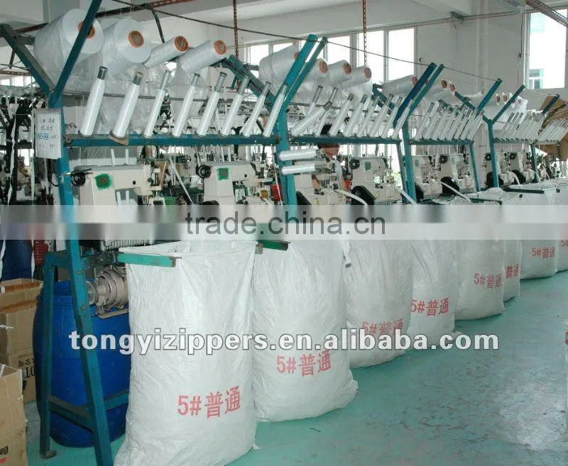 wholesale nylon zipper long chain