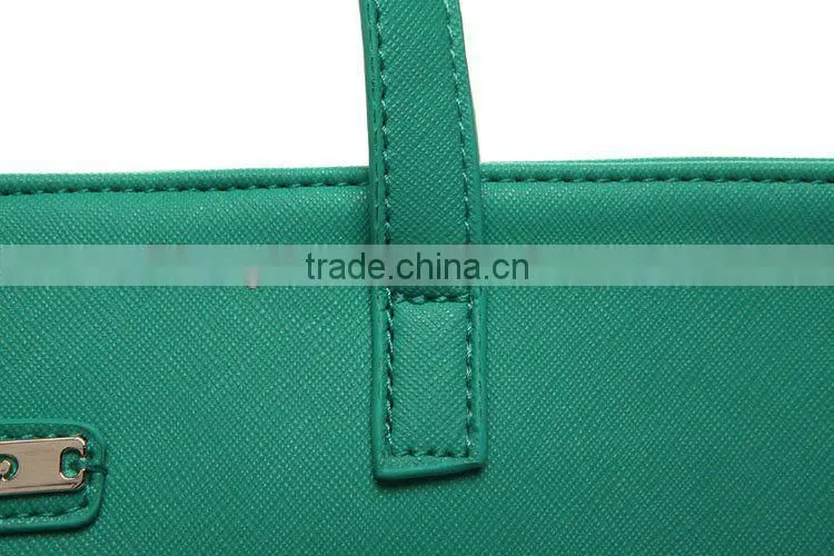 2016 Promotional fashionable wholesale custom printed leather bag shops