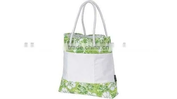 Flower beach tote