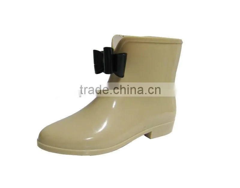 2013 Ladies' Cheap Ankle PVC Rain Boots