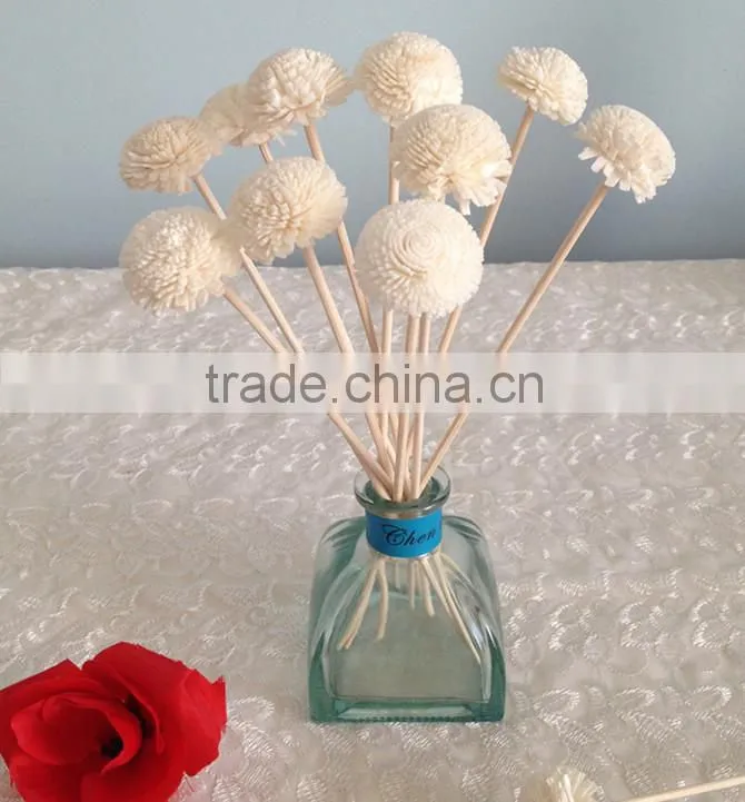 colored decorative air fresher reed diffuser glass bottle with wooden sticks