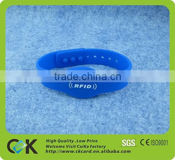 Wholesale waterproof silicone sport bracelet/RFID bracelet