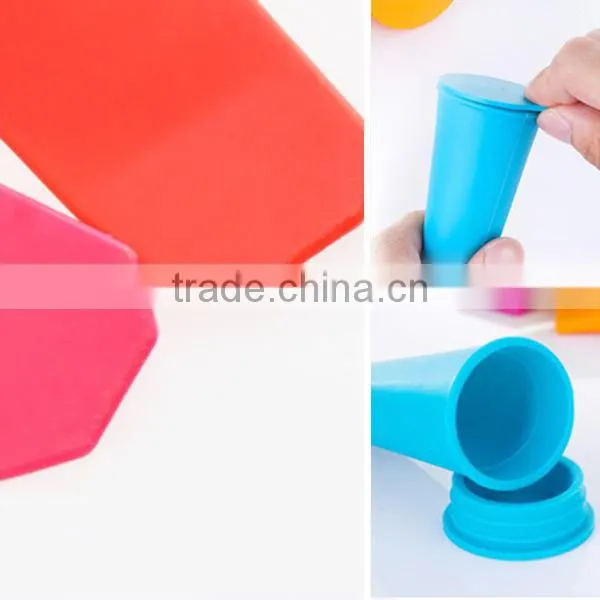 The Hand Frozen Ice Cream Popsicle Maker Lolly Mould Tray Pan Kitchen DIY Pop Mold
