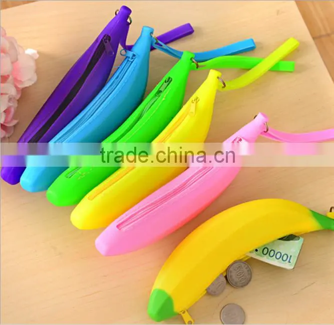 Hot!Promotional fresh fruit banana shaped handbags cheap wholesale festival gifts