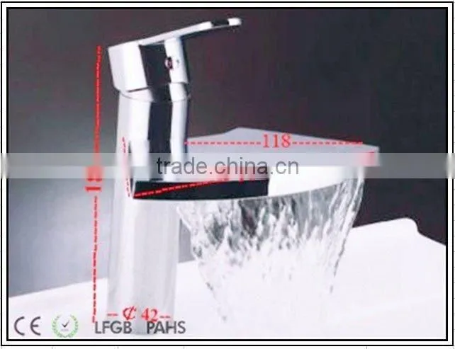 Circular Sector Waterfall Basin Tap, Waterfall Bathroom Basin FaucetQH0522