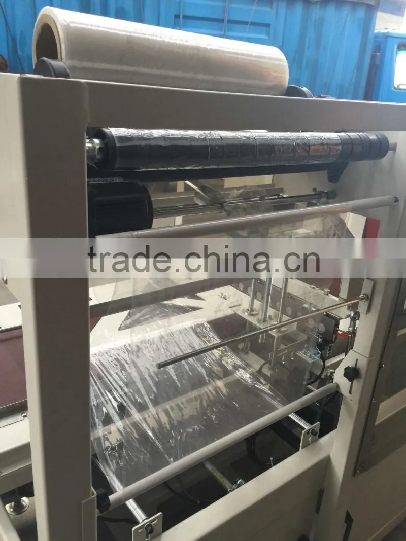 Automatic facial tissue multi boxes sealing packing machine