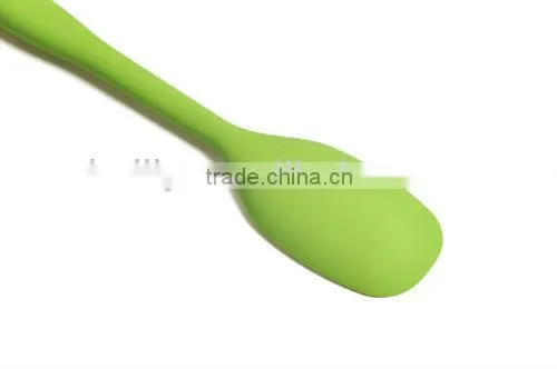 2013 the hottest nice style 100% eco-friendly nontoxic silicone spoon