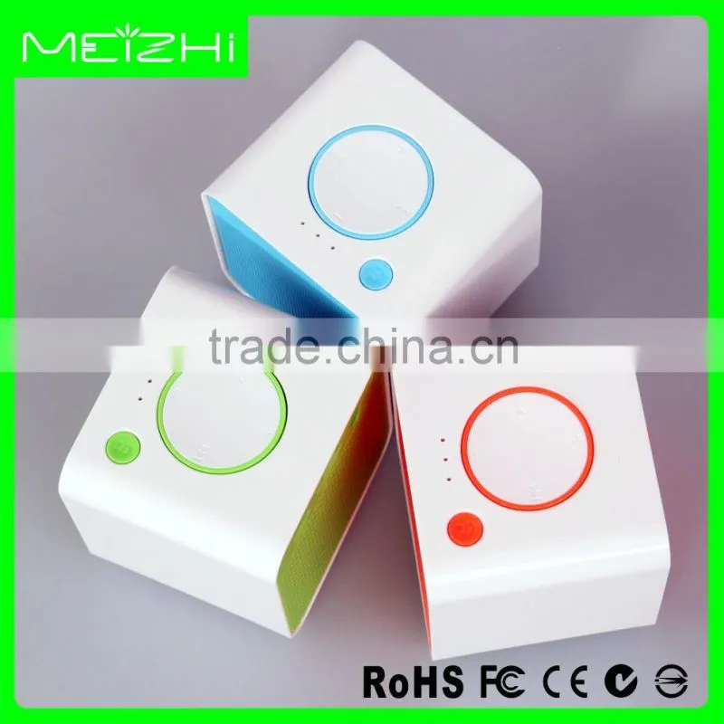 Hottest promotional Rubik's Cube bluetooth speaker with AUX