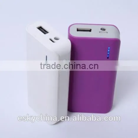 Factory directly supply new arrival portable mobile power bank Hot selling Gift power bank 4400mAh Plastic Housing