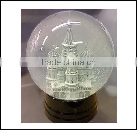 New product hot acrylic resin christmas souvenir resin snowglobe