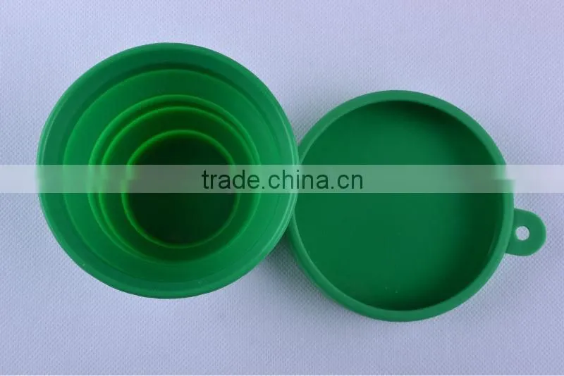 Elegant reuseable economical flexible convenient portable silicone telescopic cup with lid