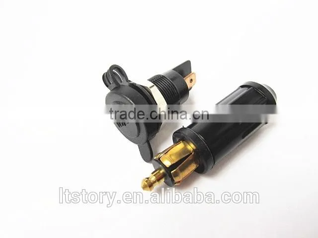 Black color car Merit 12V Rated Voltage 0-35V DC Max Current 16A Power Plug power socket
