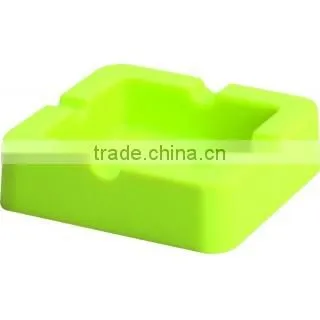Roll silcone ashtray