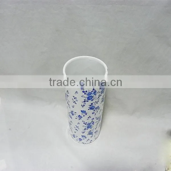 home decoration blue and white pottery vase