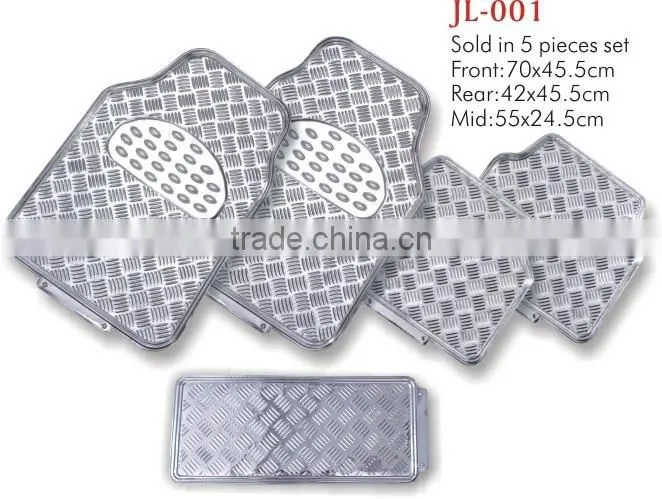 UNIVERSAL CAR PVC FLOOR MATS