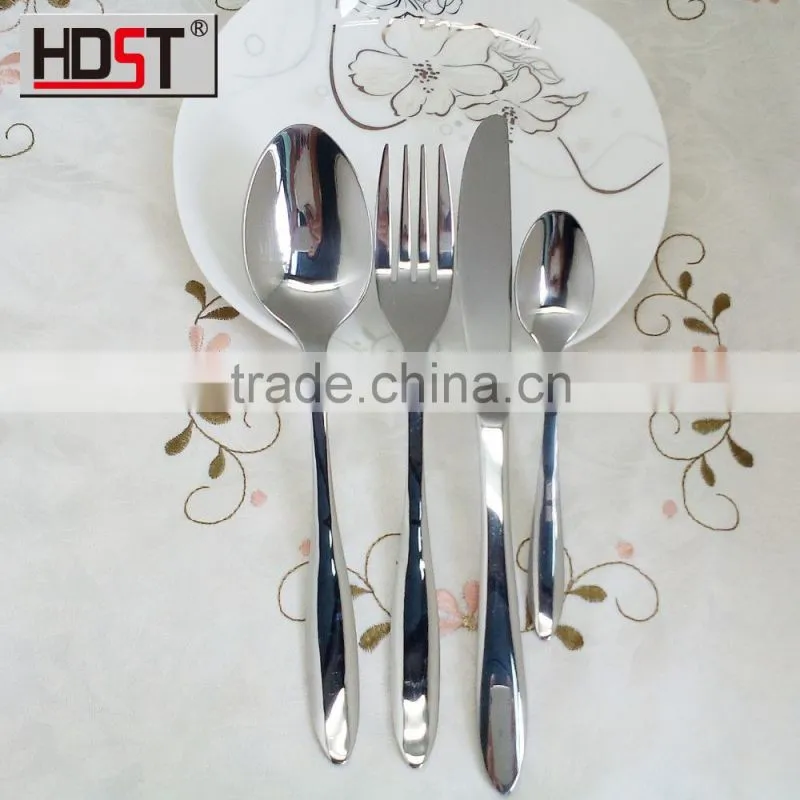 Cheap wholesale golden delicate boxes 24pcs standard quality cutlery set
