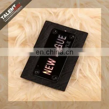 custom new vogue style laser brown leather patch with metal for denim jeans
