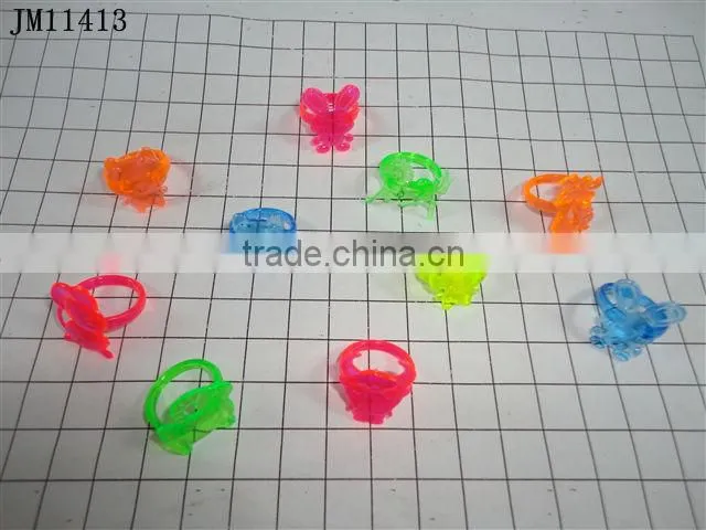 A small gift Zodiac ring (Ming) suitable for candy