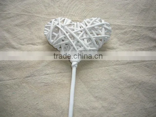 decoration heart willow baskets