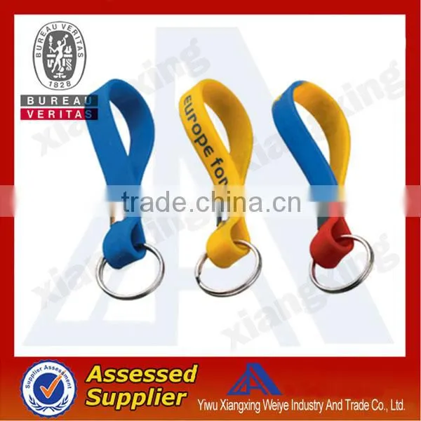 Competitive price colorful soft cheap Custom Fashion silicone Iphone keychain