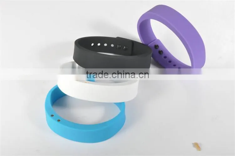 Popular of intelligent bracelets for Sporting and Health