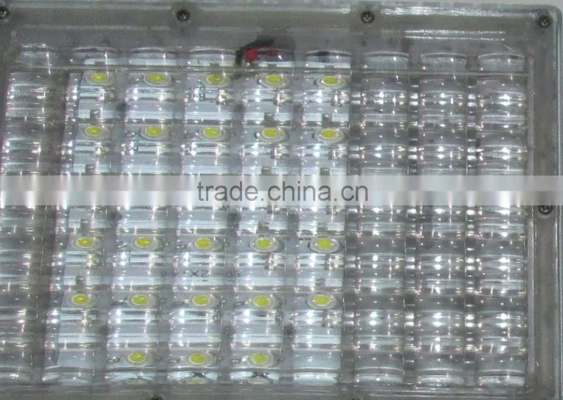 The latest high brightness 60W high quality waterproof solar led street light