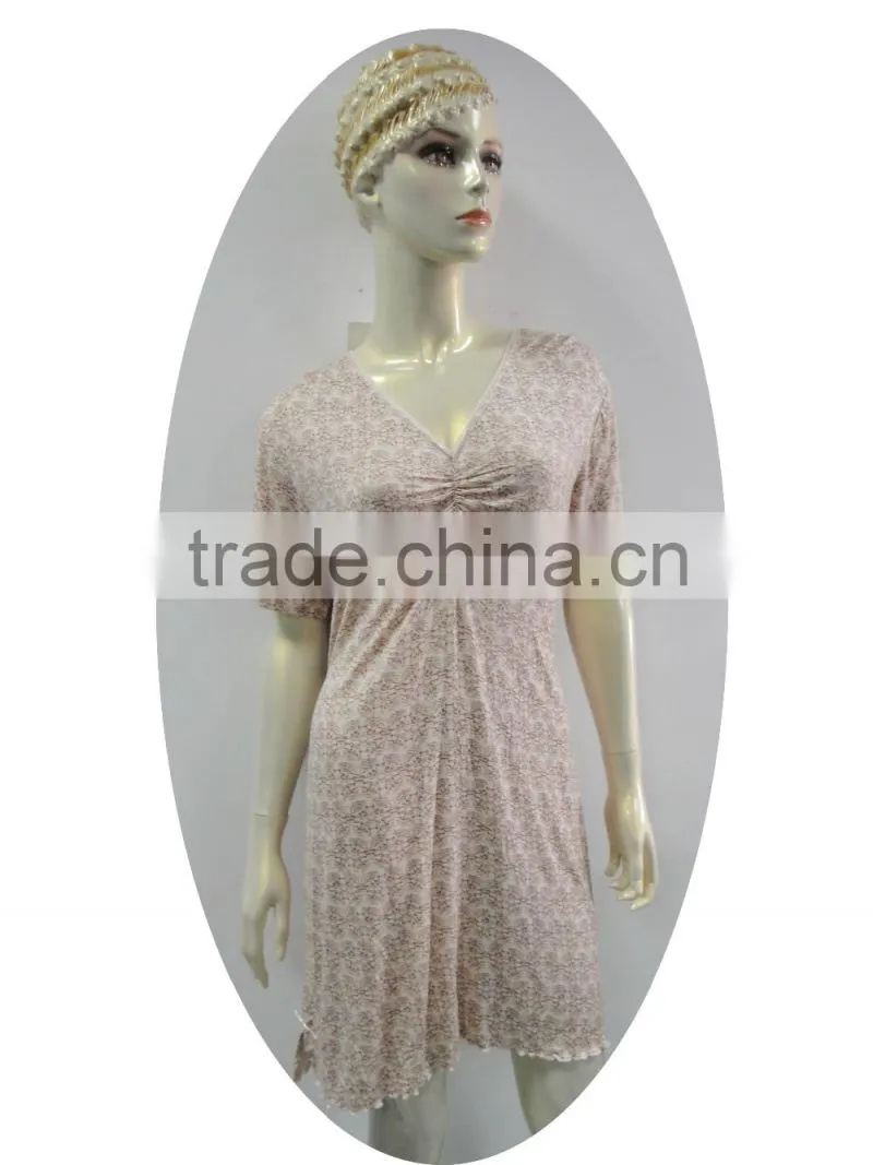 lady's V-neck front gather ribbon trim nightie
