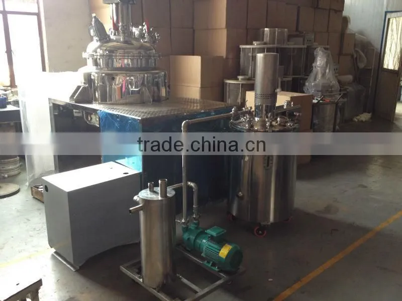 Movable gelatin melting tank with vacuum system