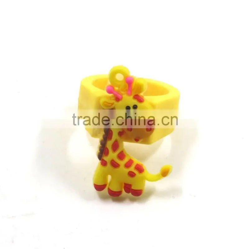 Customized rubber pvc cute finger ring with frog design
