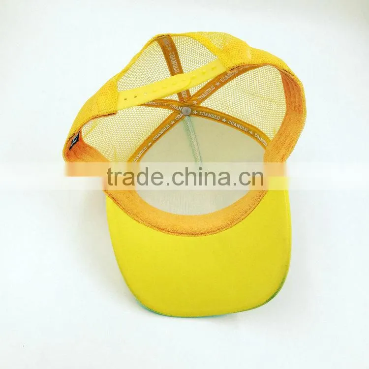 Customized curved bill 5 panel printed trucker mesh cap wholesale