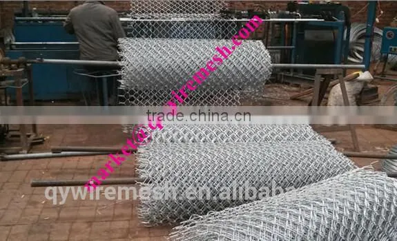Alibaba Verified China Factory Popular Perimeter fence/Chain Link Fence top barbed wire/cyclone fence