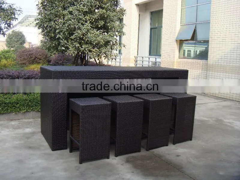 Bar Table And Chairs L