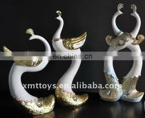 2011 crystal or metal craft suitable for home or office decor