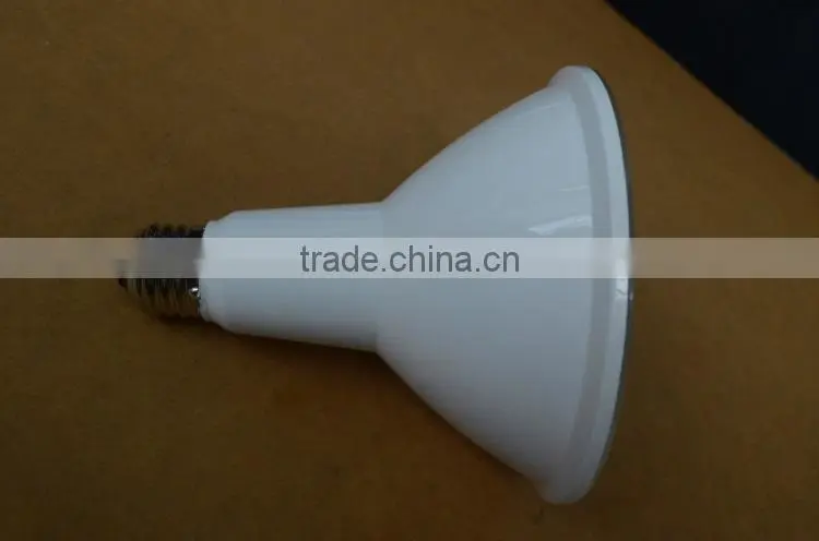 100 Watt Equivalent 1200LM Dimmable LED PAR38